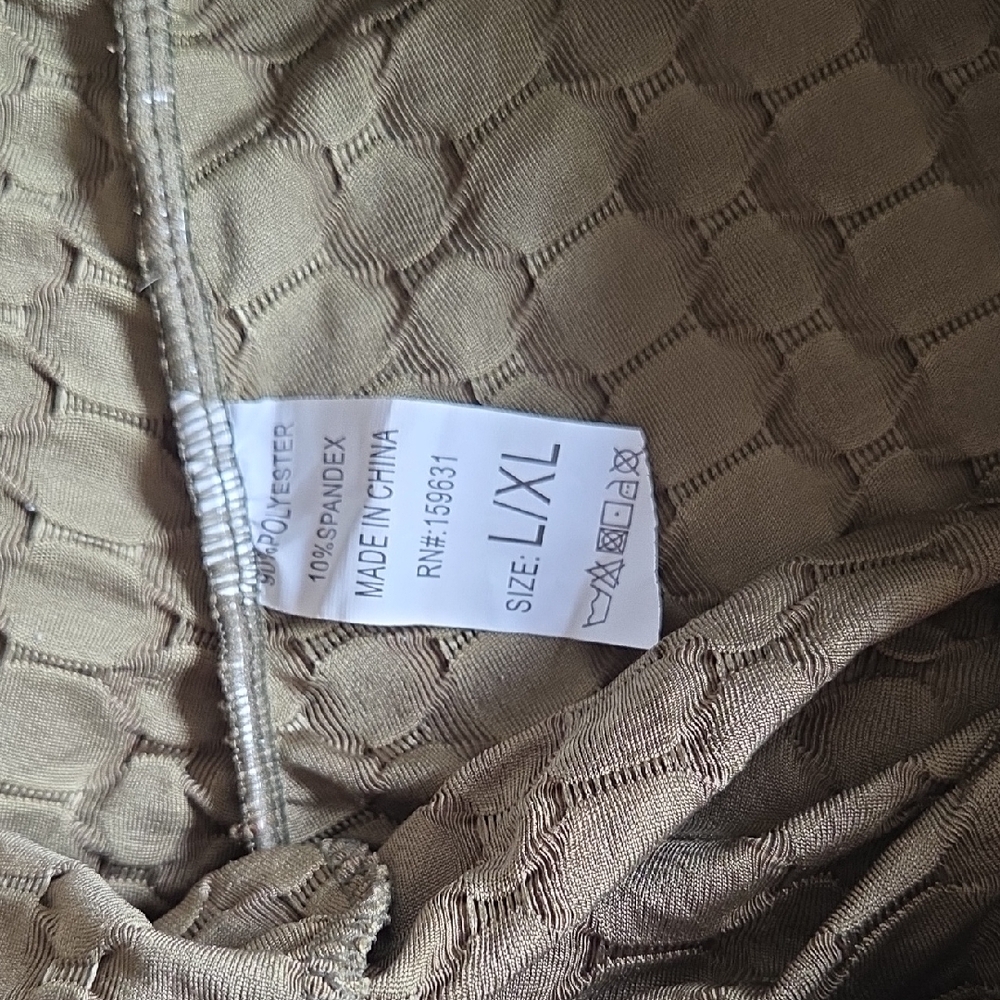 Olive Textured Women's Intimate Set - Picture 3 of 3